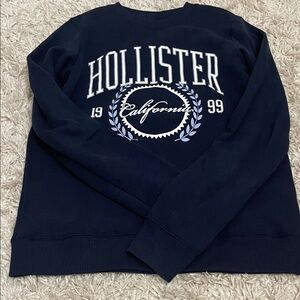 Hollister Men's Dark Blue Crewneck Sweater